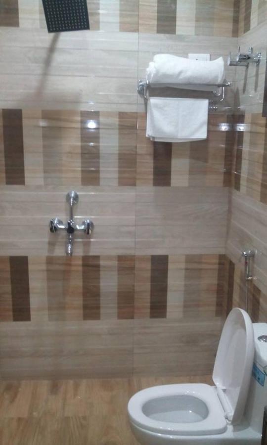 Hotel Ss Grand Lucknow Luaran gambar