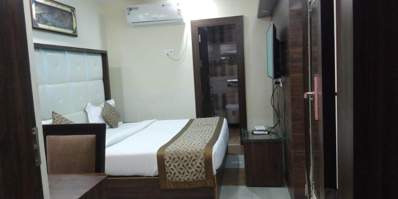Hotel Ss Grand Lucknow Luaran gambar