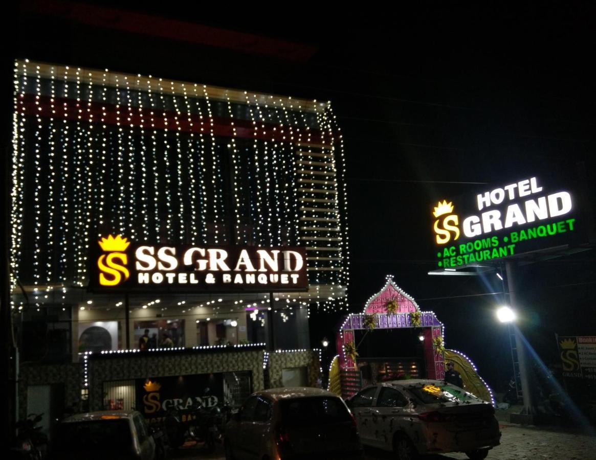 Hotel Ss Grand Lucknow Luaran gambar