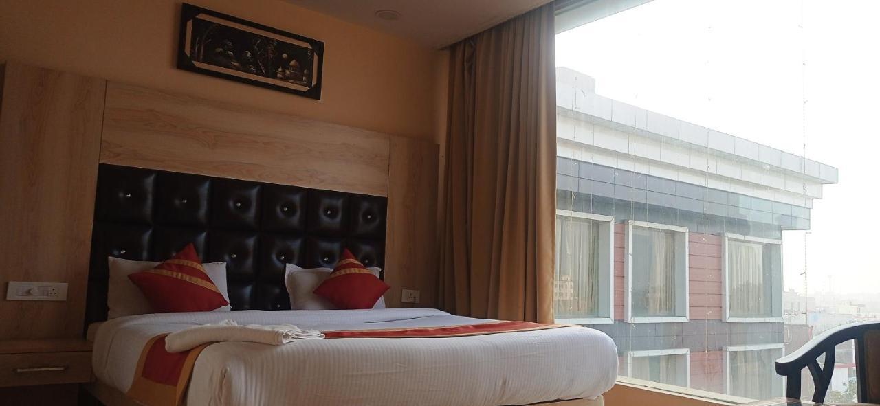 Hotel Ss Grand Lucknow Luaran gambar