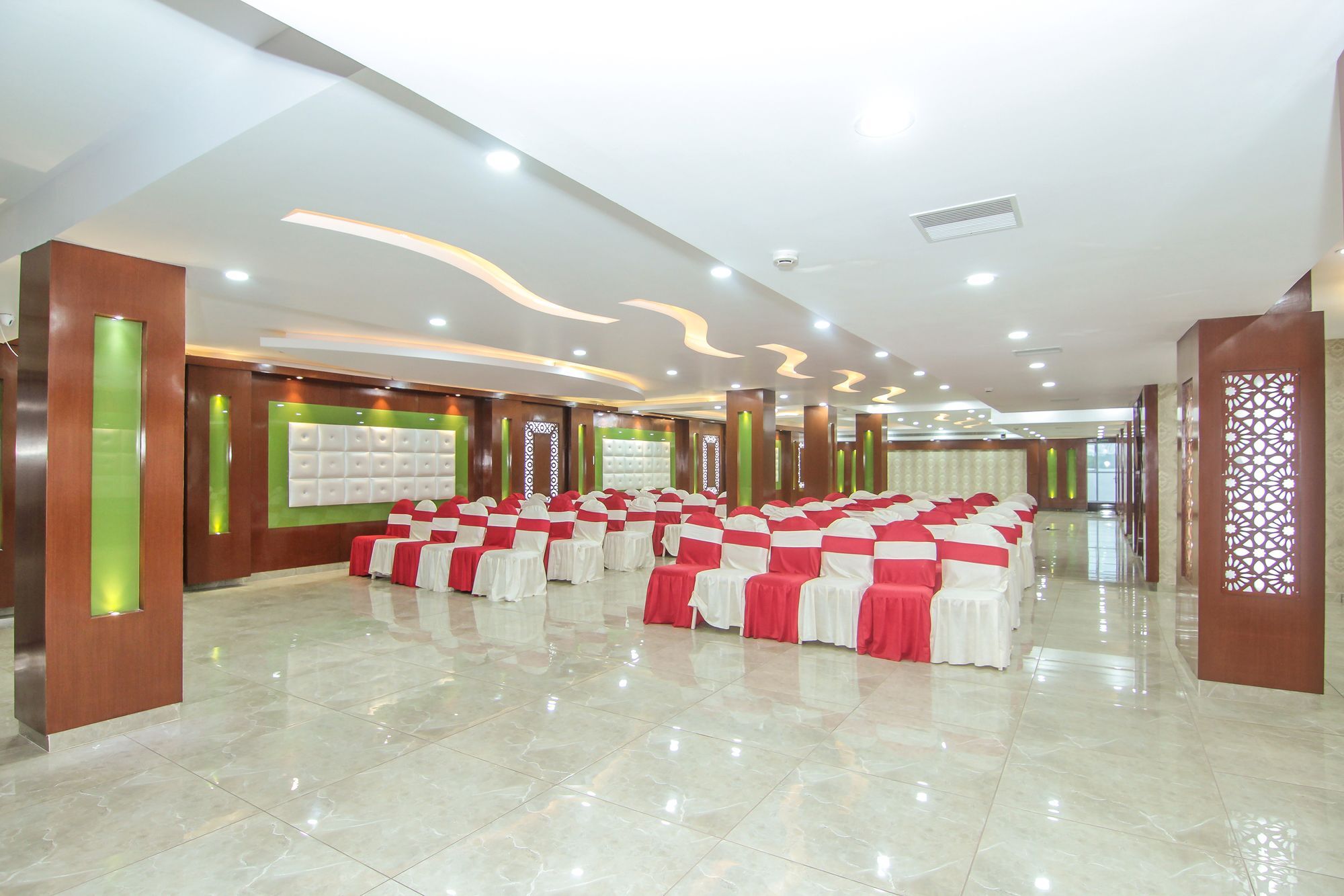 Hotel Ss Grand Lucknow Luaran gambar
