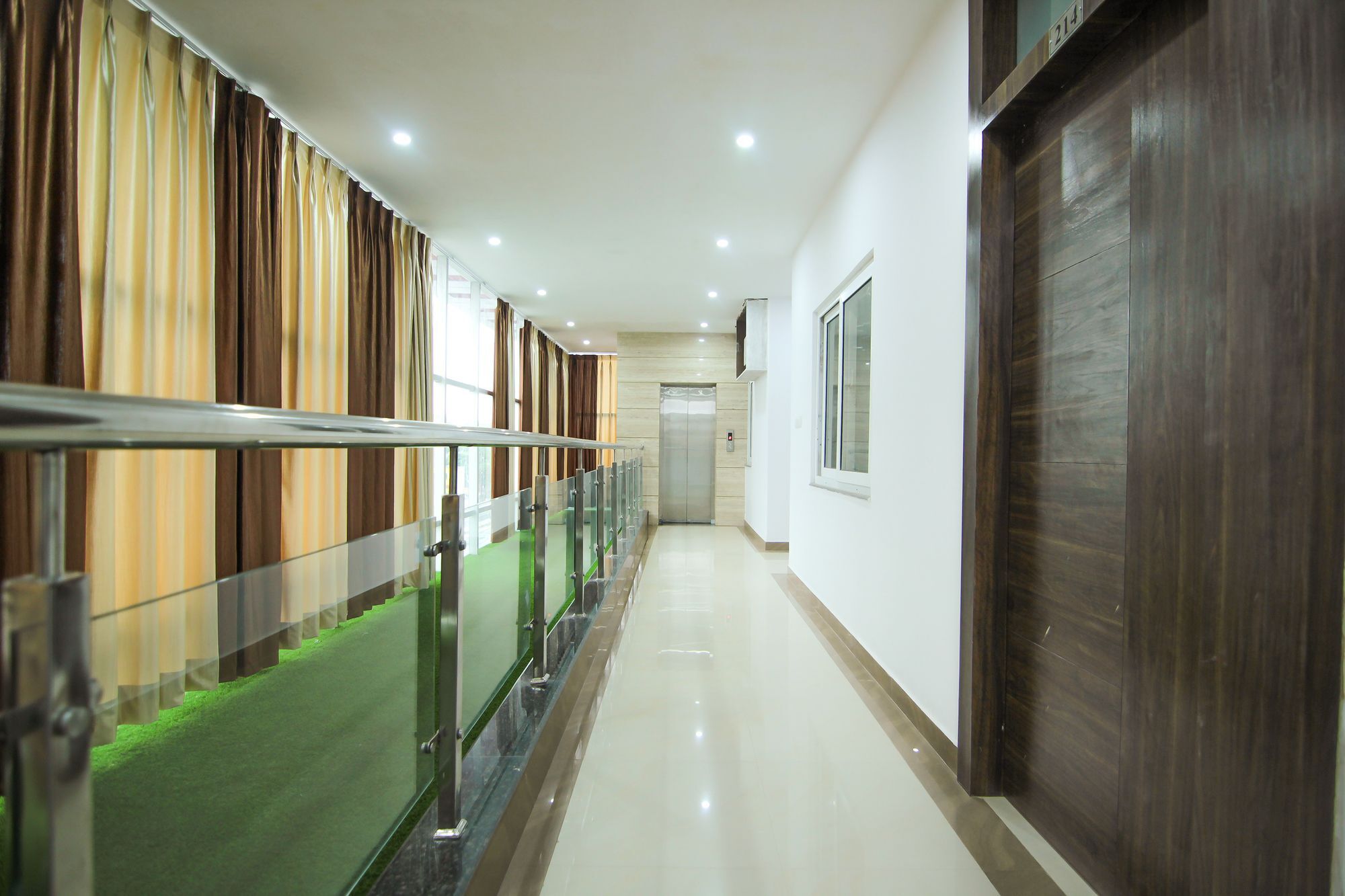 Hotel Ss Grand Lucknow Luaran gambar